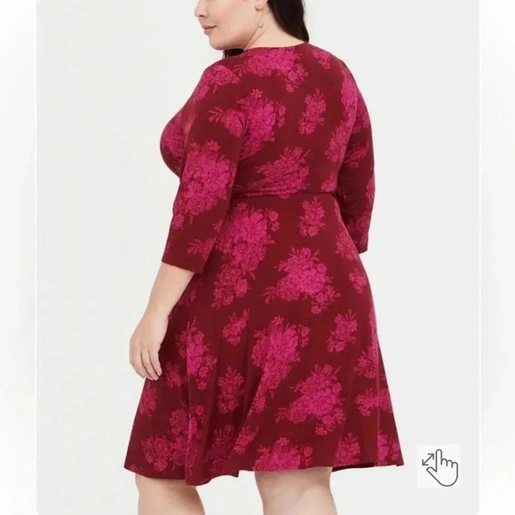 TORRID acas red with pick floral jersey wrap dress SZ 0 torrid or L - Picture 3 of 8
